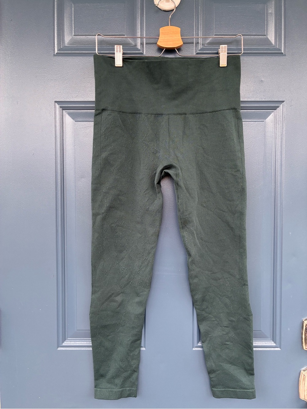 SPANX High Waisted Cropped Leggings Look At Me Now Size XL
